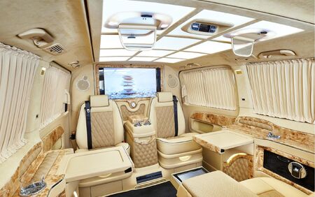 KLASSEN VIP VAN MVD_1310