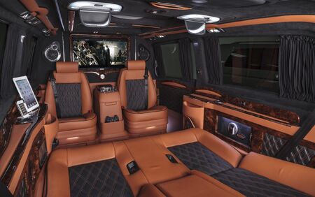 KLASSEN VIP VAN MVD 9009