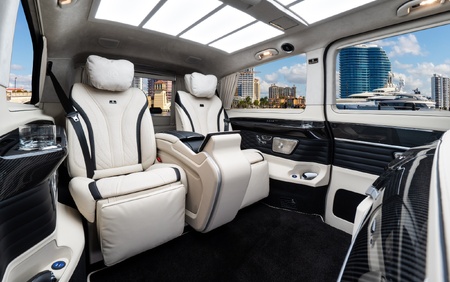 Klassen Mercedes-Benz V-Class V300 Luxury VIP Business Van -2024 MVV_1682