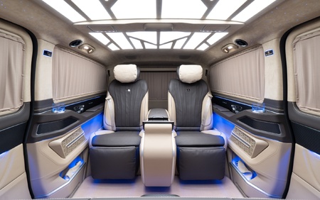 KLASSEN MERCEDES BENZ V-CLASS V300 LUXURY VIP MVV_2_1697_EN 