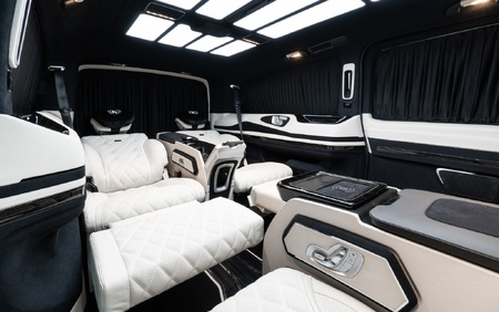 Klassen Mercedes-Benz V-Class V300 Luxury VIP First Class Van MVE_1637