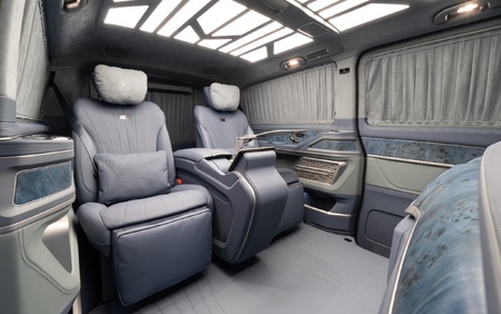 Klassen Mercedes-Benz V-Class V300 VIP EDITION 2024 Luxury Van MVV_1663
