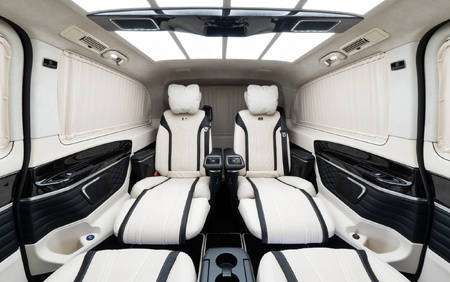 Klassen Mercedes-Benz V300 AMG LUXURY VIP BUSINESS VAN MVV_6_1634_EN