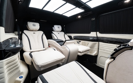 KLASSEN VIP JET VAN MVV_1626