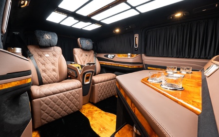 KLASSEN EXTRAORDINARY LUXURY VAN