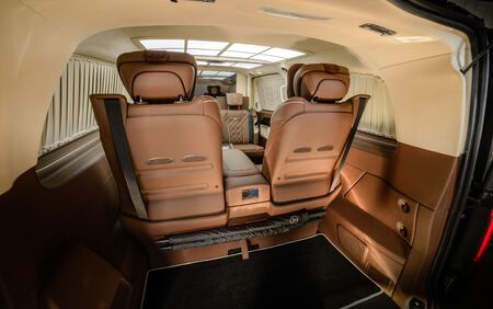 KLASSEN Luxury Van MVA_1412