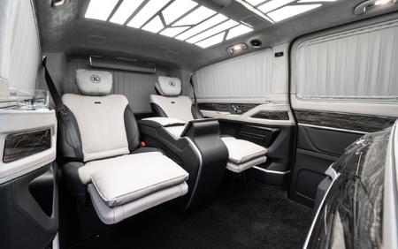 KLASSEN MERCEDES BENZ V-CLASS V300 LUXURY VIP MVV_2_1696_EN