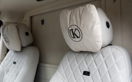 KLASSEN Mercedes-Benz V-Class V300 Luxury VIP First Class Van MVE_1648
