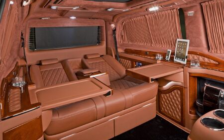 KLASSEN VIP VAN MVD 9003