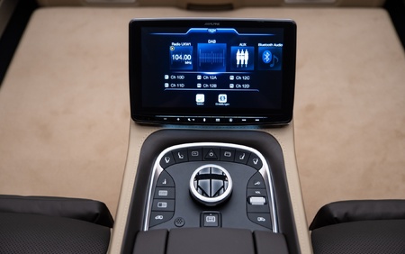 KLASSEN MERCEDES BENZ V-CLASS V300 LUXURY VIP MVV_2_1712_EN