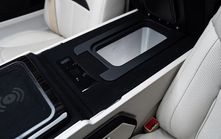 KLASSEN Mercedes-Benz V-Class V300 AMG Luxury VIP First Class Van MVE_1_1698_EN