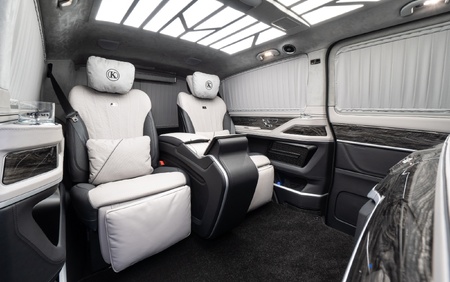 KLASSEN MERCEDES BENZ V-CLASS V300 LUXURY VIP MVV_2_1696_EN