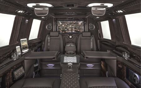 KLASSEN VIP VAN MVD 9018