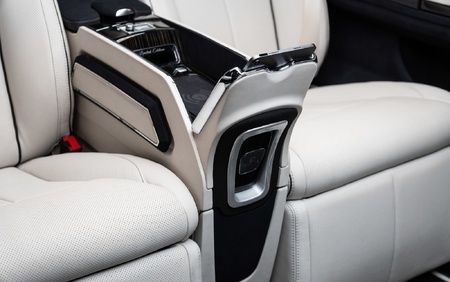 KLASSEN Mercedes-Benz V-Class V300 Luxury VIP First Class Van MVE_1_1660_EN