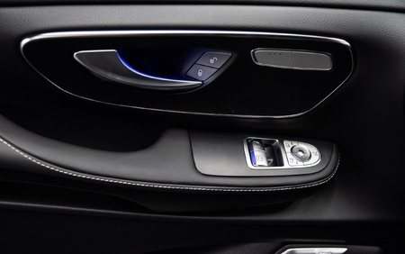 KLASSEN Mercedes-Benz V-CLASS V300 AMG LUXURY VIP BUSINESS VAN - 2025 MVV_2_1693_EN