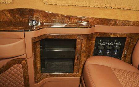 KLASSEN VIP VAN MVD_1304