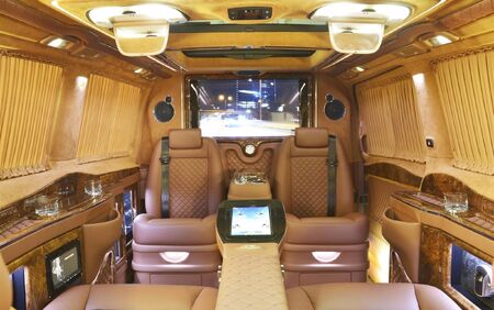 KLASSEN VIP VAN MVD_1304