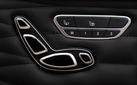 Klassen Mercedes-Benz V-Class V300 Luxury VIP Business Van -2024 MVV_1682