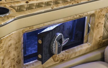 KLASSEN LUXURY VAN MVD_1296