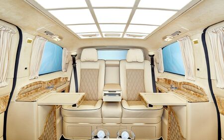 KLASSEN VIP VAN MVD_1310