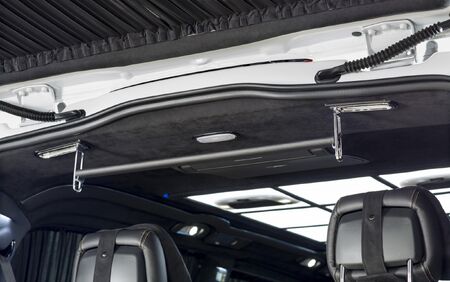 KLASSEN VIP VAN MVD 9011