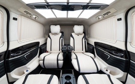 Klassen Mercedes-Benz V300 AMG LUXURY VIP BUSINESS VAN MVV_6_1634_EN
