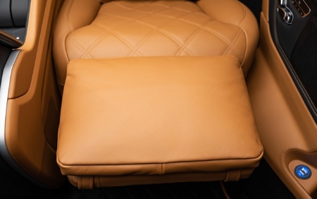 Klassen Mercedes-Benz V-Class V300 AMG Luxury VIP Business Van MVV_1650