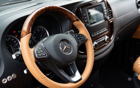 KLASSEN Mercedes-Benz Vito V300 Luxury First Class VIP Van MVE_1556