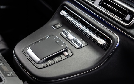 KLASSEN MERCEDES BENZ V-CLASS V300 LUXURY VIP MVV_2_1700_EN