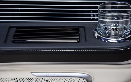 KLASSEN Mercedes-Benz EQV V300 VIP Edition MVV_5_1583_EQV_EN