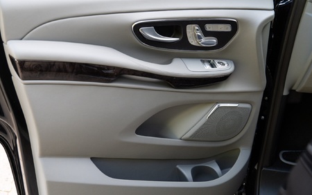 KLASSEN Mercedes Benz V-Class V300 AMG Luxury VIP Business Van MVV_6_1717_EN