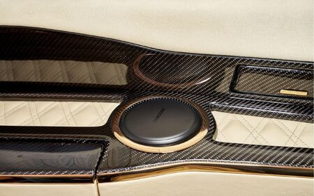 KLASSEN VIP VAN MVD 9050