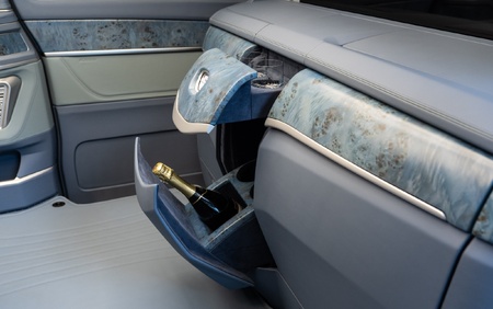 Klassen Mercedes-Benz V-Class V300 VIP EDITION 2024 Luxury Van MVV_1663