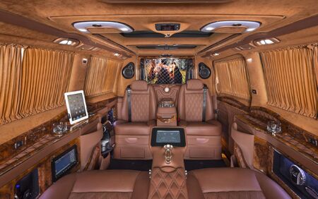 KLASSEN LUXURY VAN MVD_1267