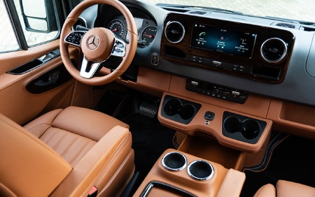 KLASSEN Mercedes-Benz Sprinter 319 Luxury VIP Jet Van MSV_1622_EN