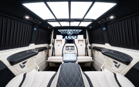 Klassen Mercedes-Benz V-Class V300 Luxury VIP Business Van -2024 MVV_1649