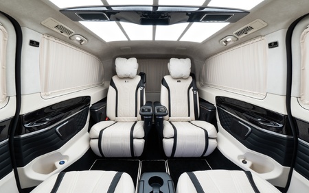 Klassen Mercedes-Benz V300 AMG LUXURY VIP BUSINESS VAN MVV_6_1634_EN