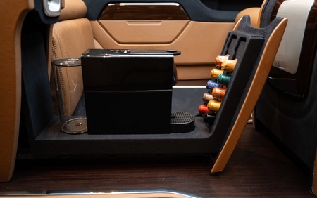 KLASSEN Mercedes-Benz V-Class V300 Luxury VIP First Class Van MVE_1641