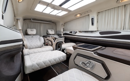 KLASSEN Mercedes-Benz V-Class V300 Luxury VIP First Class Van MVE_1648