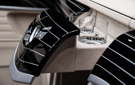 KLASSEN Mercedes Benz V-Class V300 AMG Luxury VIP Lounge MVV_3_1716_EN