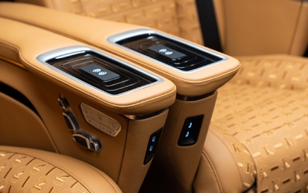 Klassen Mercedes-Benz V-Class VIP Business VAN Luxury Edition MVV_6_1695_EN