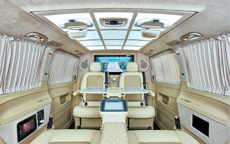 KLASSEN VIP VAN MVD_1311