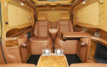 KLASSEN VIP VAN MVD_1304