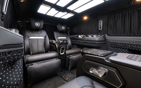 KLASSEN Mercedes-Benz V-Class V300 AMG Luxury VIP First Class Van MVE_1675