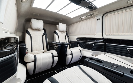 Klassen Mercedes-Benz V300 AMG LUXURY VIP BUSINESS VAN MVV_6_1634_EN