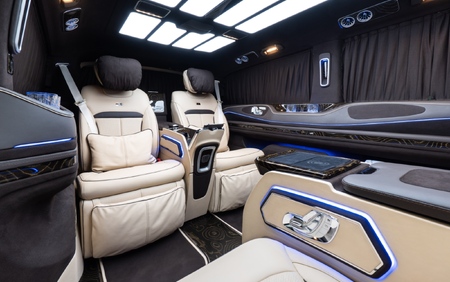 KLASSEN Mercedes-Benz V-Class V300 Luxury VIP First Class Van MVE_1685