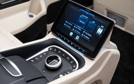 KLASSEN Mercedes-Benz V-CLASS V300 AMG LUXURY VIP BUSINESS VAN - 2025 MVV_2_1693_EN