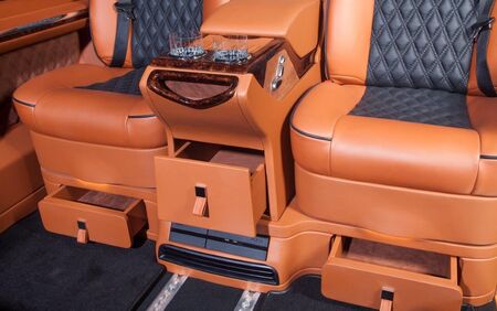 KLASSEN VIP VAN MSE 7012