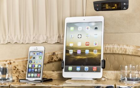 KLASSEN VIP VAN MVD 9013