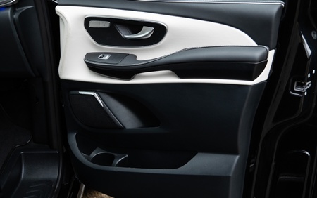 KLASSEN Mercedes-Benz V-Class V300 AMG Luxury VIP First Class Van MVE_1_1698_EN